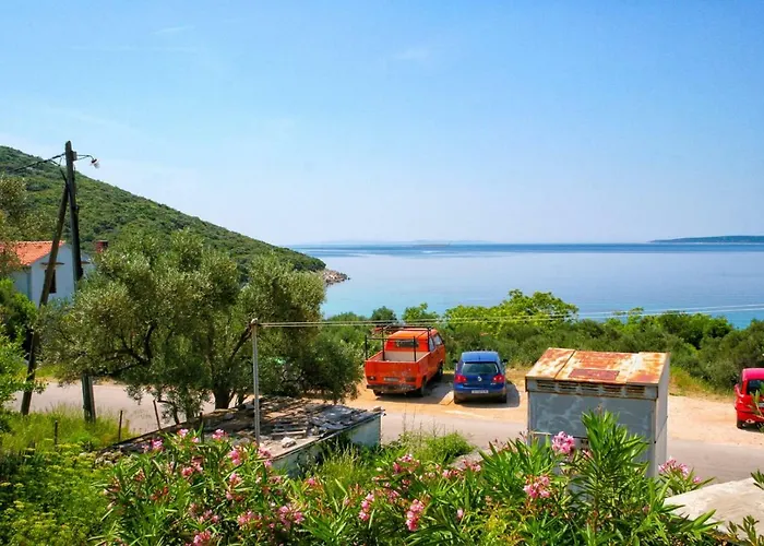 Nona, 3* Miholašćica